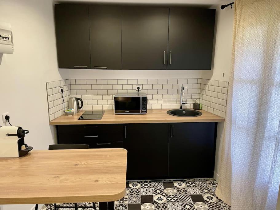 Le Moulin 3 - Appartement Tout Confort Centre Ville - Beziers - Wifi - Tv Connecte 外观 照片