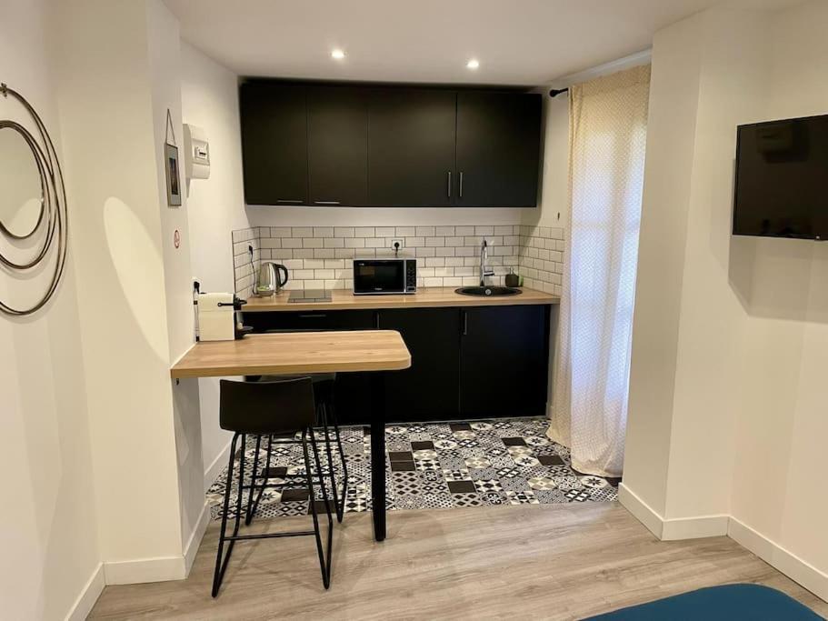 Le Moulin 3 - Appartement Tout Confort Centre Ville - Beziers - Wifi - Tv Connecte 外观 照片
